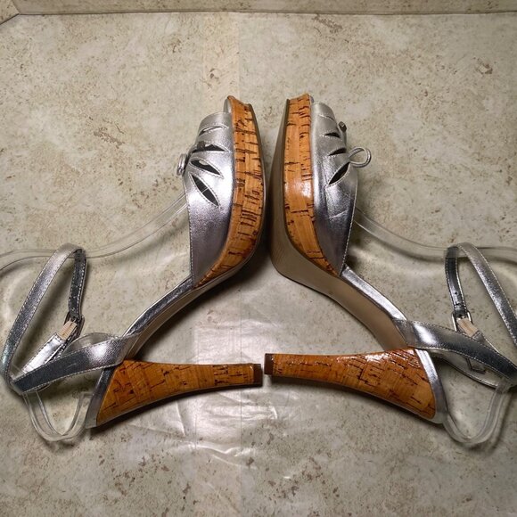 Marc Fisher Silver Metallic Strappy Heels Cork Like Heel Adjustable Glam Party - Picture 7 of 9